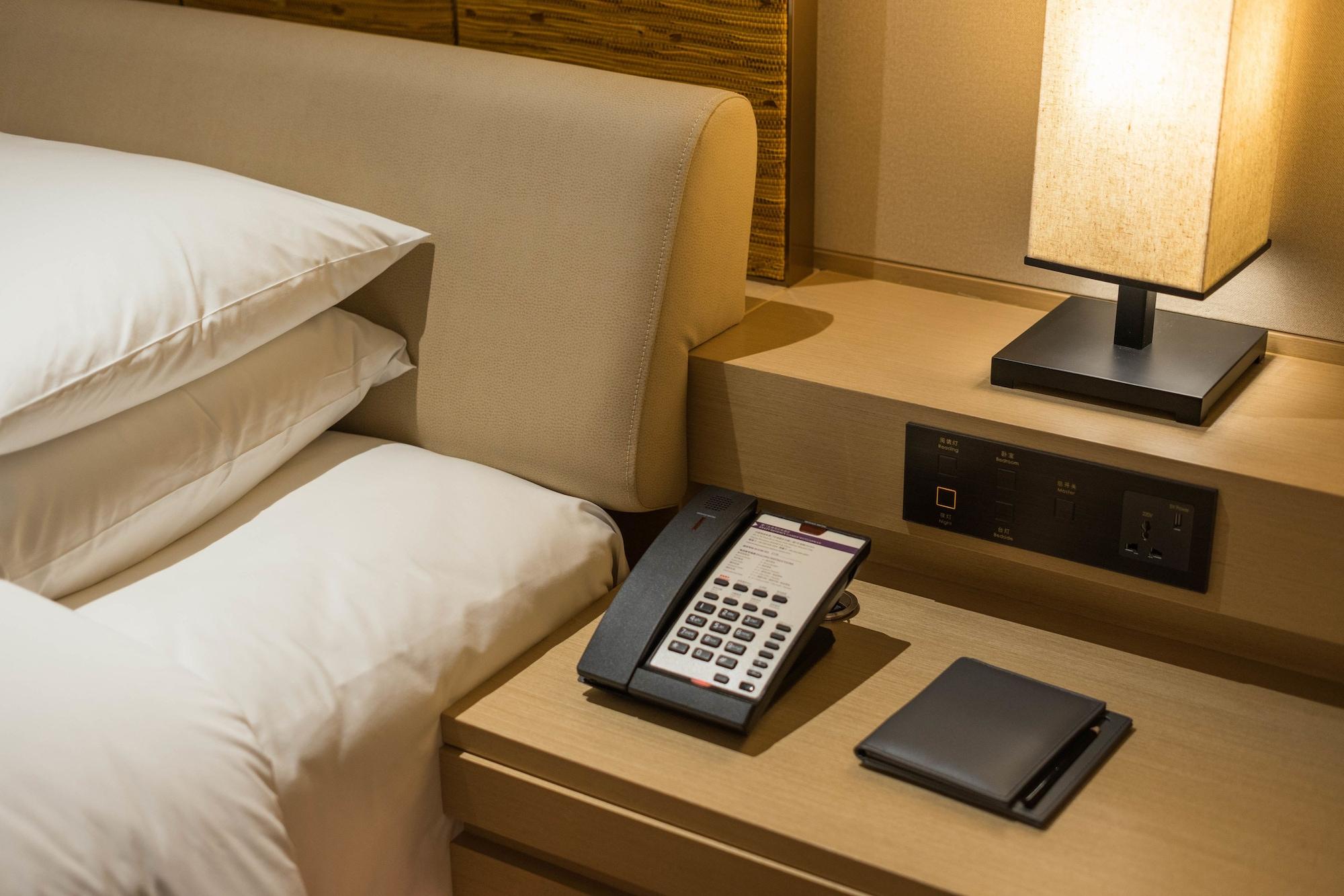 Отель Hyatt Regency Xiamen Wuyuanwan Экстерьер фото