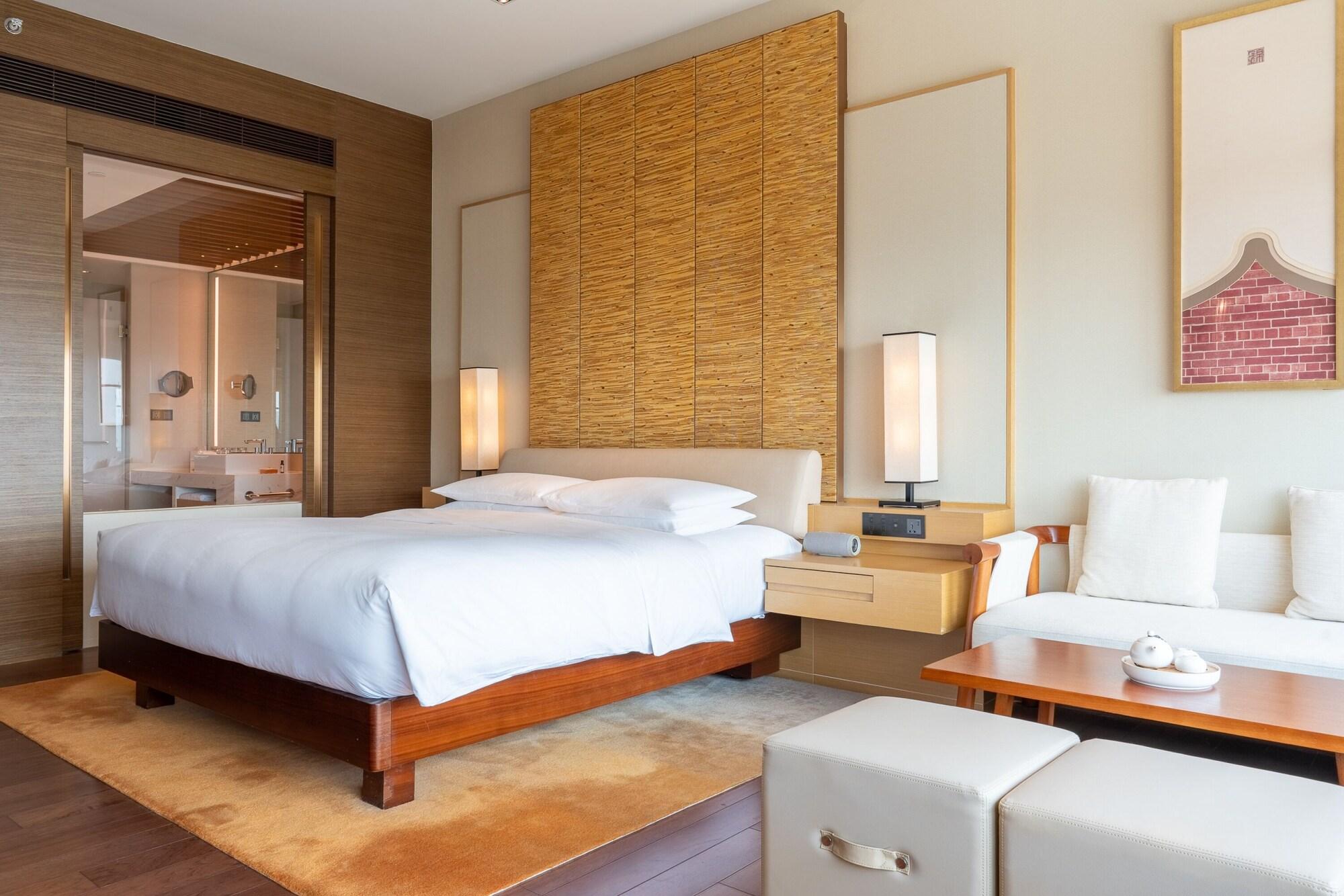 Отель Hyatt Regency Xiamen Wuyuanwan Экстерьер фото