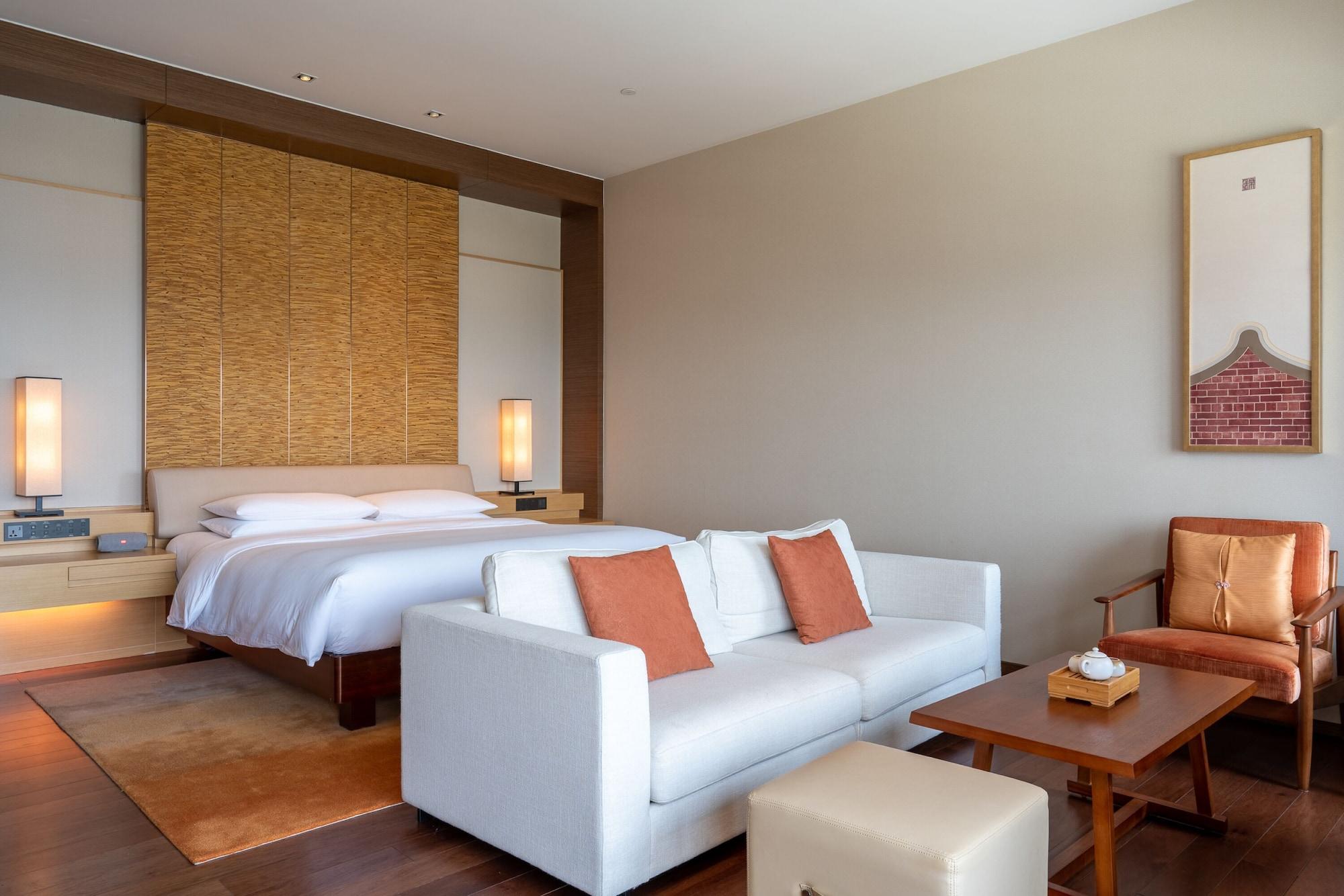 Отель Hyatt Regency Xiamen Wuyuanwan Экстерьер фото
