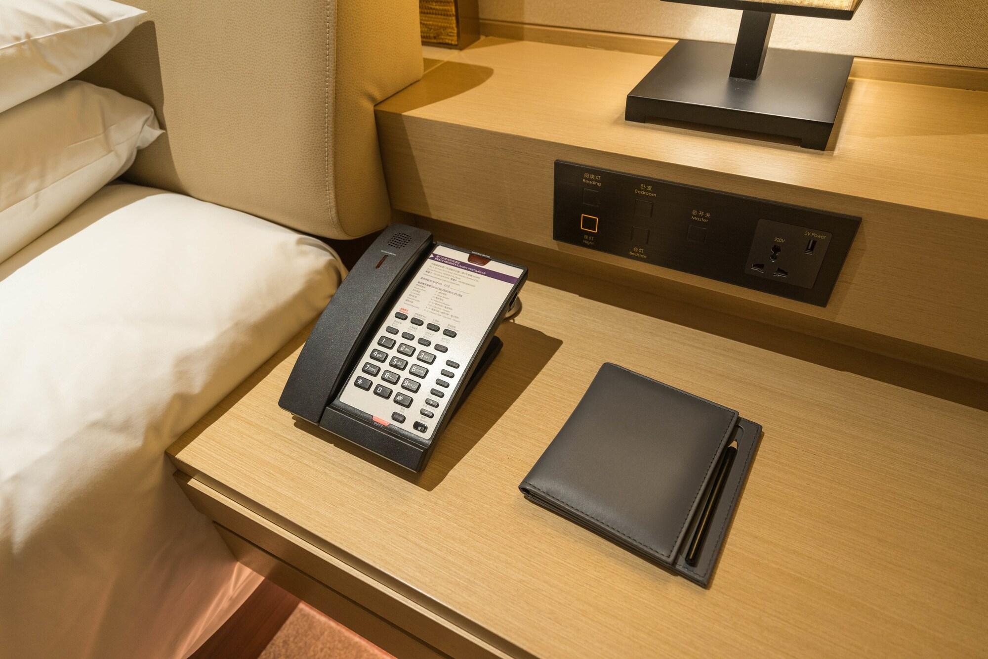 Отель Hyatt Regency Xiamen Wuyuanwan Экстерьер фото