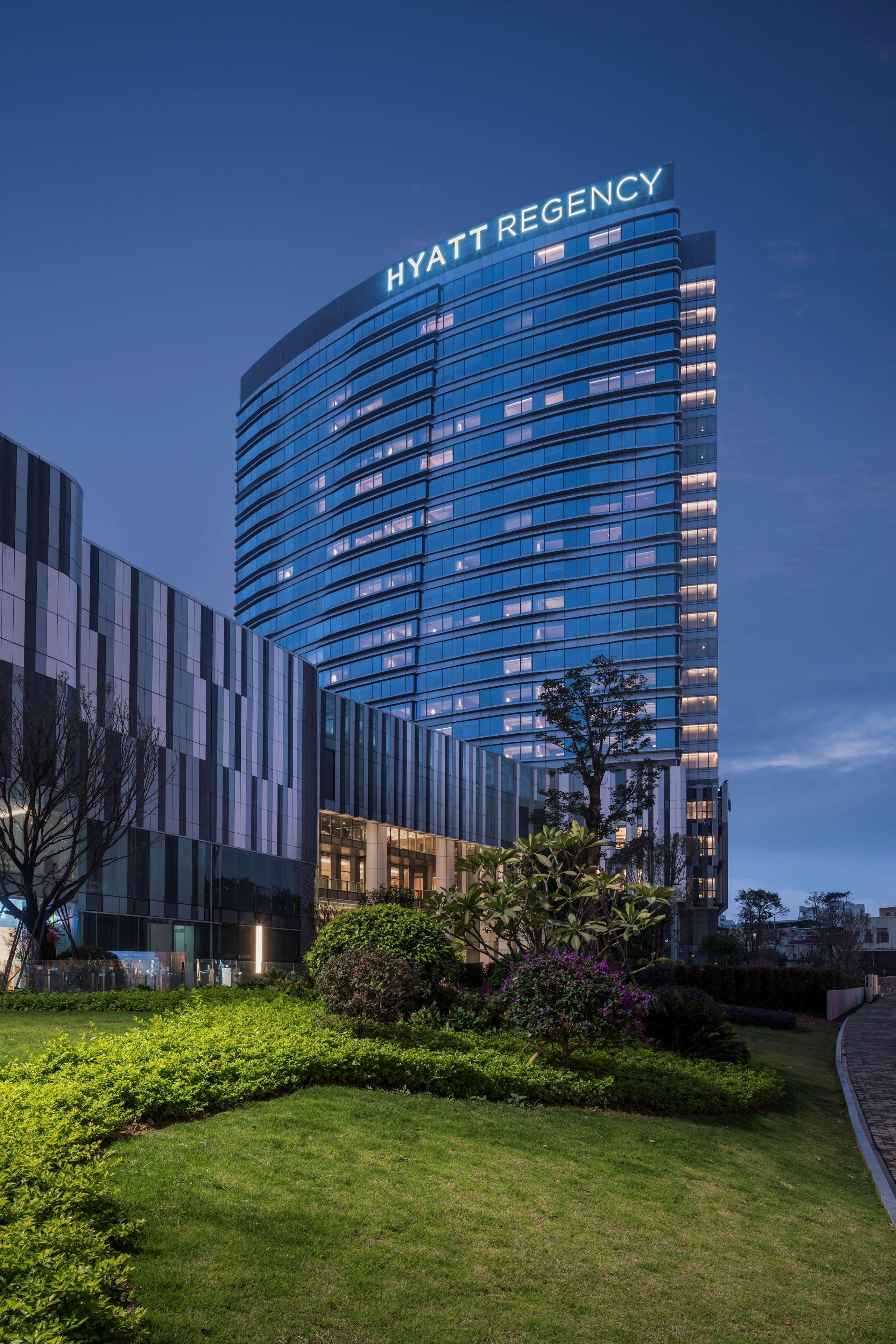 Отель Hyatt Regency Xiamen Wuyuanwan Экстерьер фото