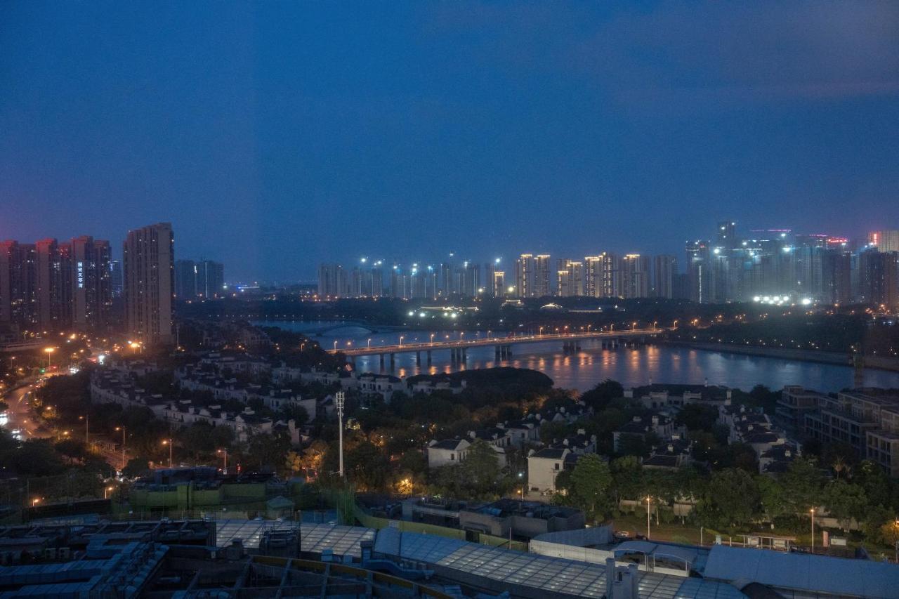 Отель Hyatt Regency Xiamen Wuyuanwan Экстерьер фото